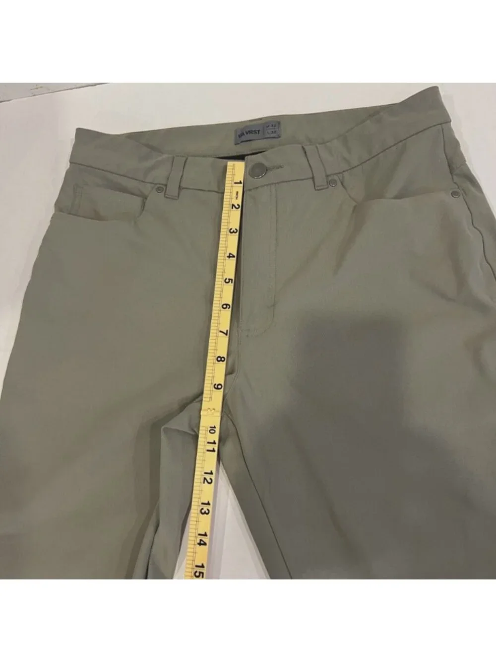 VRST Men’s Tech Pants Stone Size 32 x 32 Tapered Leg Golf Athletic